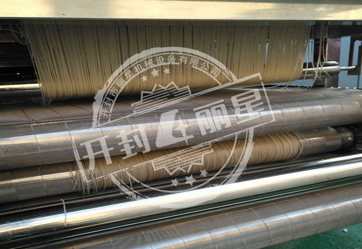 好设备造好粉条,小红薯走出新路子 好设备造好粉条,小红薯走出新路子