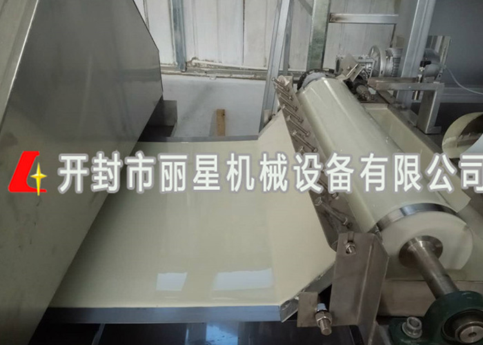 从田间到货架,丽星粉条机串起射洪薯粉致富链 从田间到货架,丽星粉条机串起射洪薯粉致富链