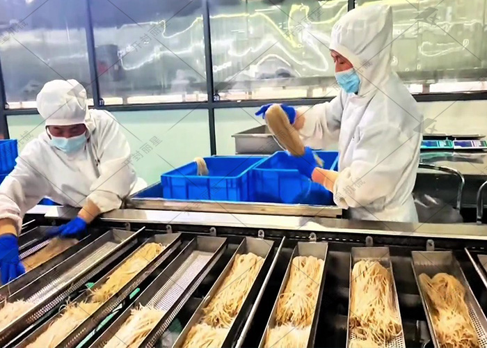 设备升级!助力粉条加工厂实现一机多元生产 设备升级!助力粉条加工厂实现一机多元生产