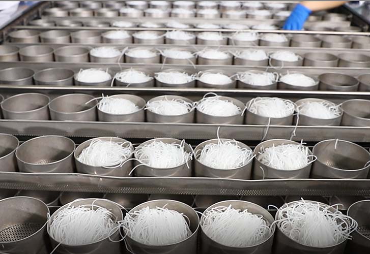 新手必读：如何选择适合自己的粉饼生产设备？